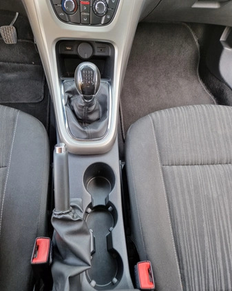 Opel Astra cena 27000 przebieg: 211025, rok produkcji 2012 z Pyskowice małe 466